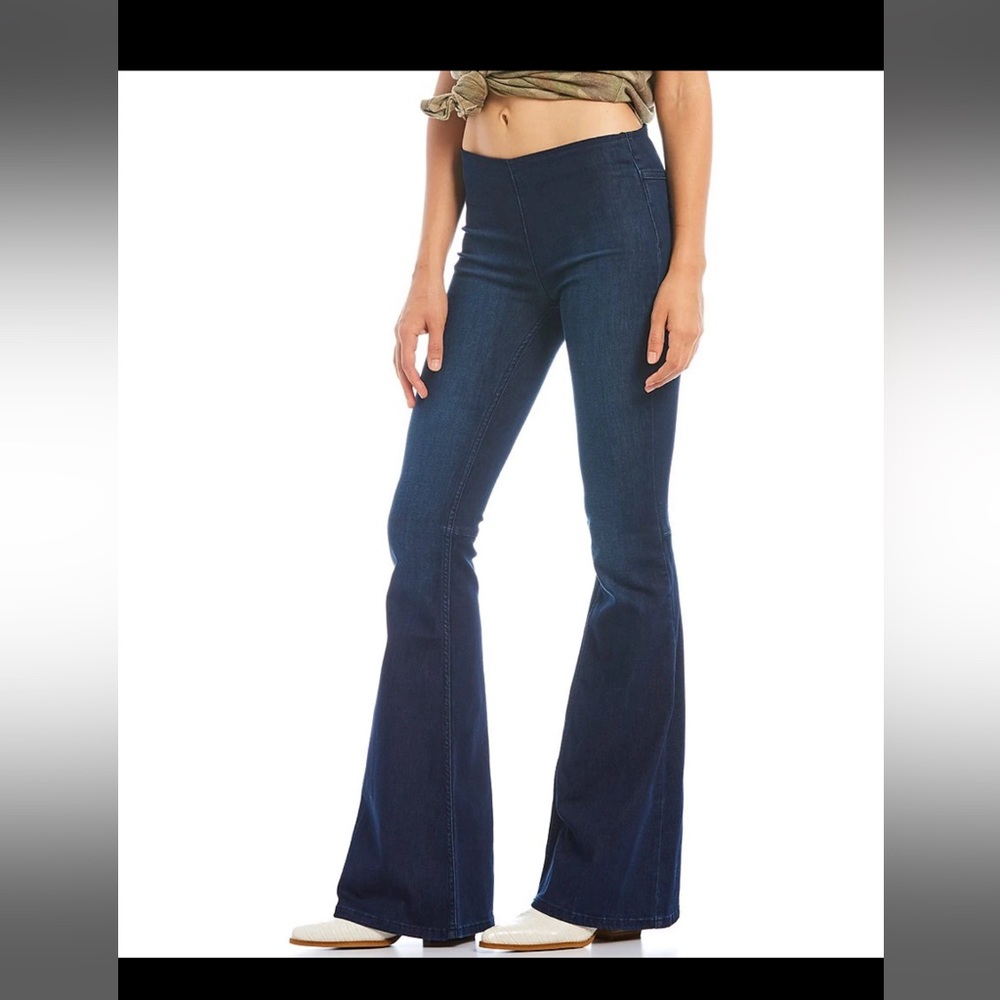 Free People Stretch Flare Mid Rise Pull on Jeans Size 26